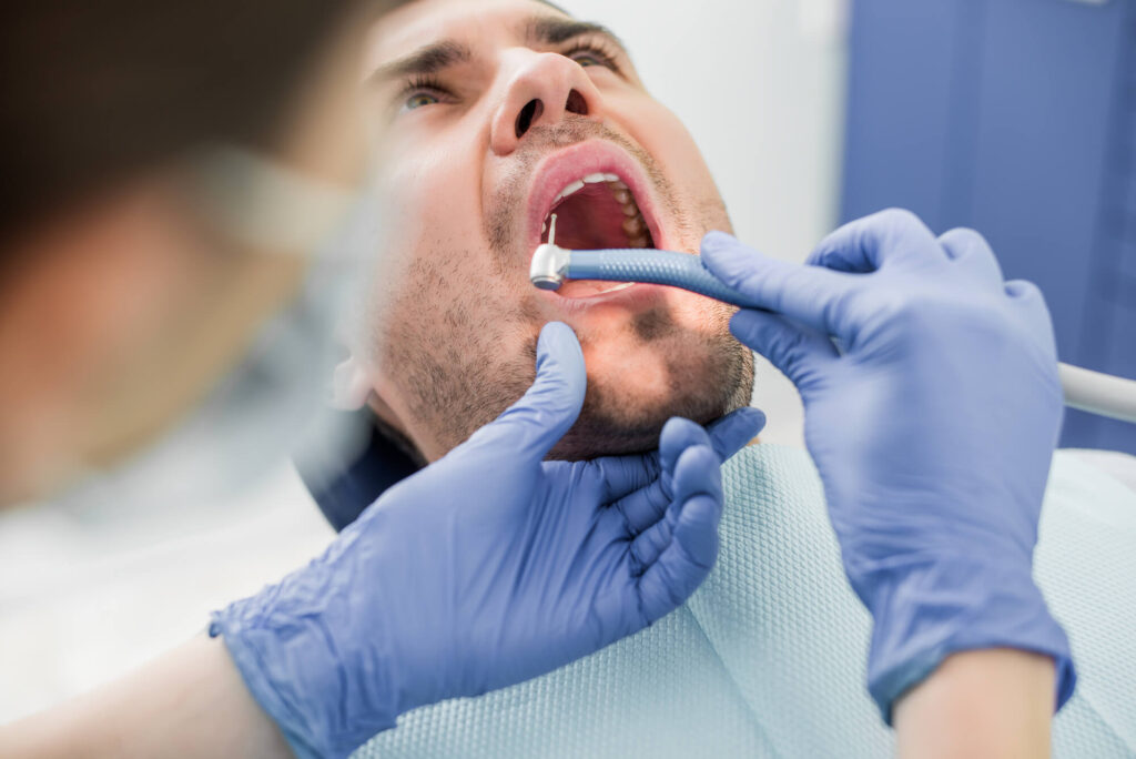tooth-extraction-treatment-Mayfield-Dental